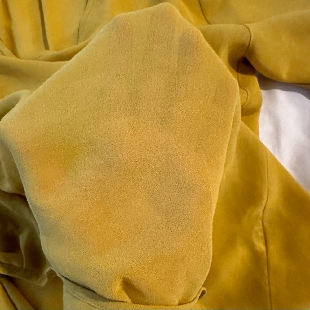 FREE* Naked Zebra Mid Sleeve High-Low Hem Blouse Yellow Semi Sheer - Picture 13 of 16